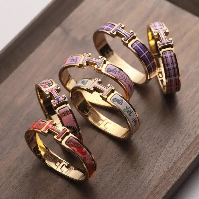 18K Clic Hermes Panoplie Equestre Red Bracelet