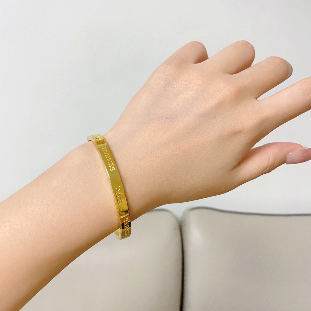 18K Hermes Bracelet
