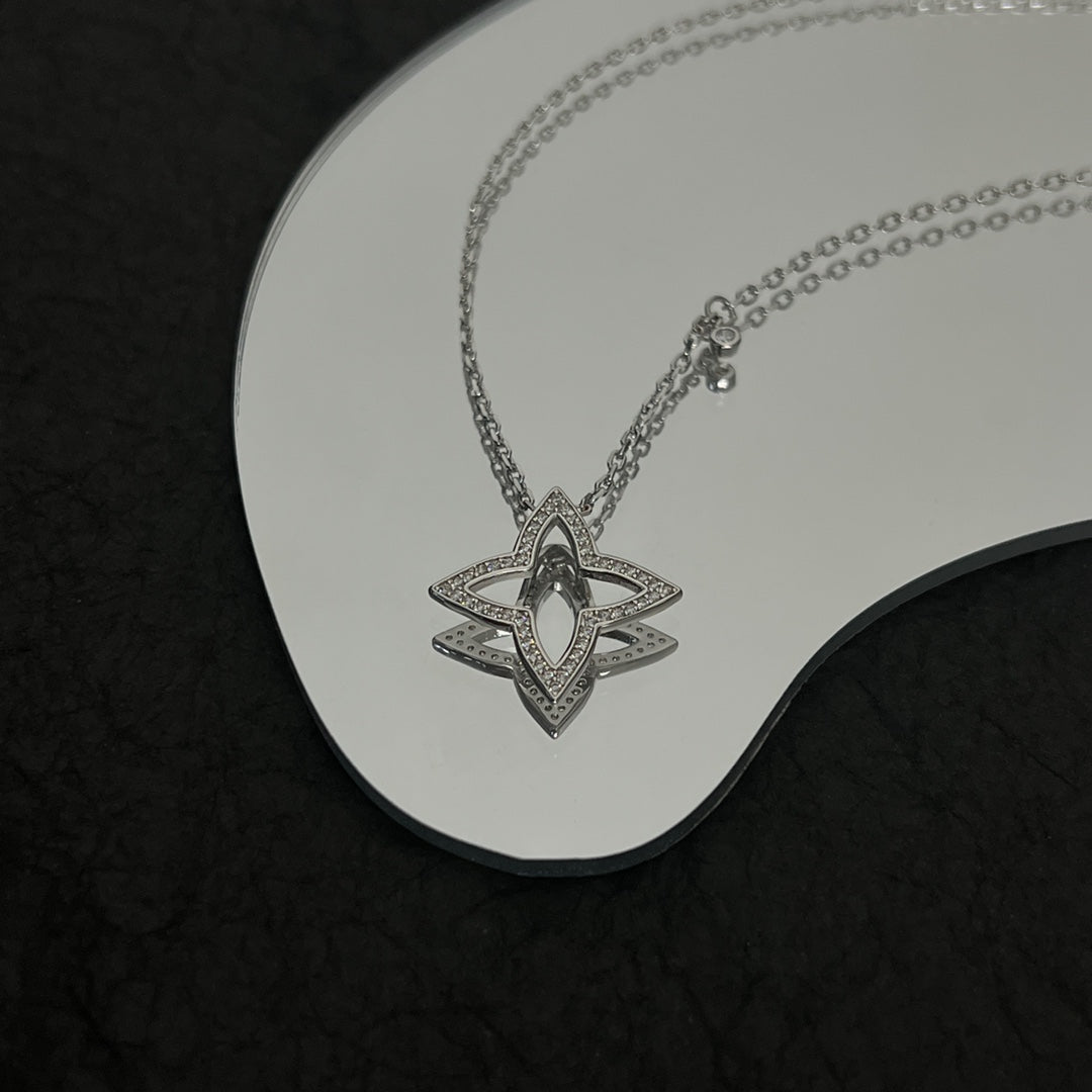 18K Louis Vuitton Blossom Pendant Necklace