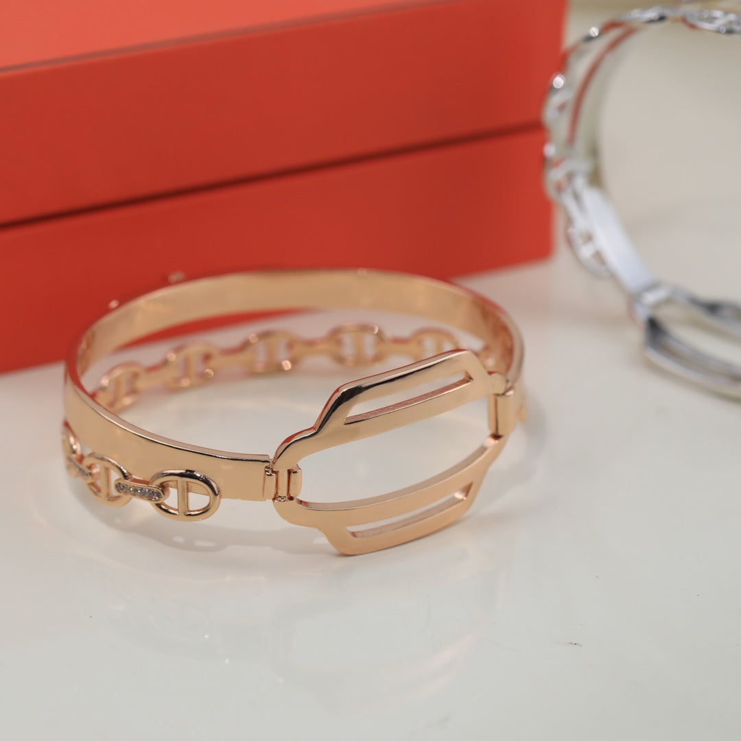 18K Kelly Double Tour Diamond Hermes Bracelet